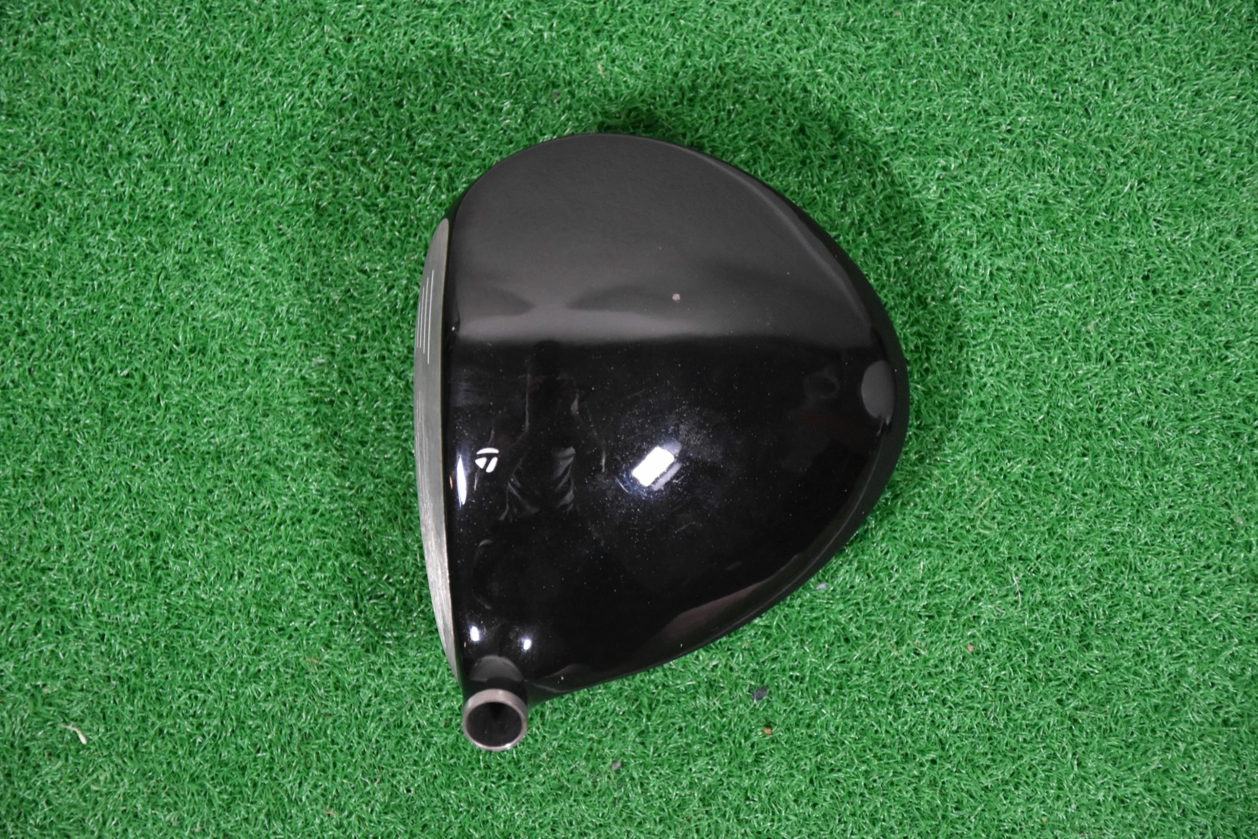 Taylormade R9 Tour Issue Driver 10.5° (Head Only) 5 Taylormade R9 Tour Issue Driver 10.5° (Head Only) - Image 3