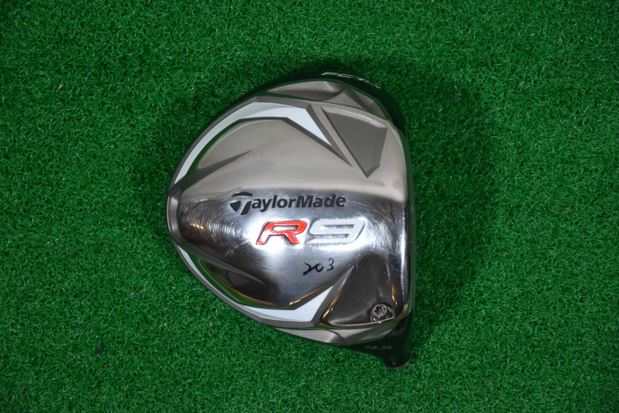Taylormade R9 Tour Issue Driver 9.5° (Head Only) 3 Taylormade R9 Tour Issue Driver 9.5° (Head Only)